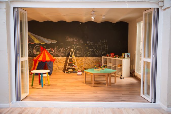 ludoteca centre barcelona ciutat vella tembo family club espai de joc plans en família oci familiar