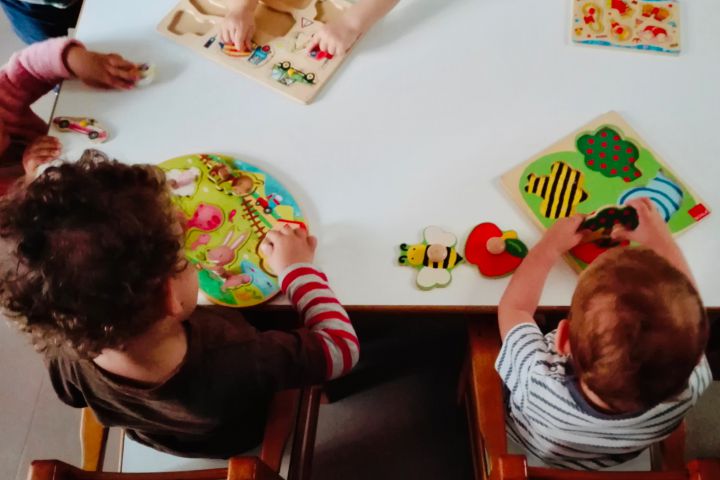 el monstre de paper poble sec espai de criança educacio educación alternativa escoleta bressol waldorf barcelona montjuic